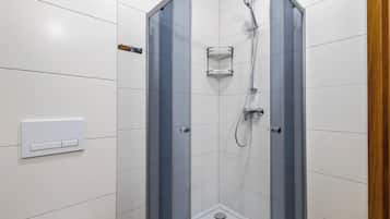 Handtücher, Seife, Toilettenpapier