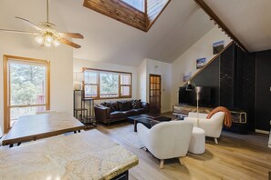 Smart TV, fireplace - Steps from Lake Pagosa | A/C | Dogs Welcome | Mountain Townhome (Pagosa Springs)