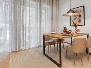 Departamento superior, 2 habitaciones, Terraza, vista al jardín | Vista desde la habitación