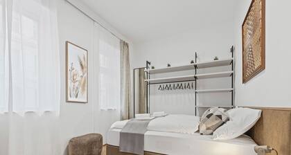 Living No. 5 by GT7 Hospitality