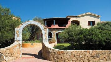 숙박 시설 정면