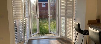 Kettering - House - Stay 8 - Parking - Garden