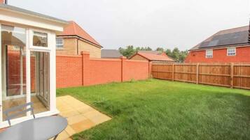 House | Outdoor dining