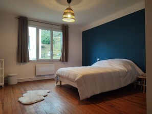 3 bedrooms, travel cot, free WiFi