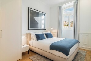 1 slaapkamer, een strijkplank/strijkijzer, reisbedje, gratis wifi