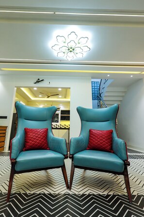 Interior - Marwah Farm (Delhi)