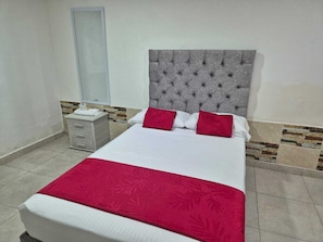 スタンダード ダブルルーム | WiFi (無料)