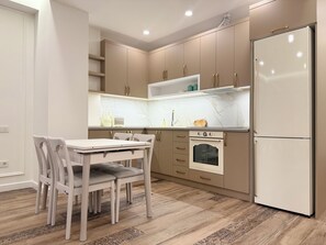 Luxury-Apartment, 2 Schlafzimmer, Nichtraucher, Küche | Eigene Küche