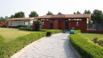 Shower, free toiletries, towels, soap