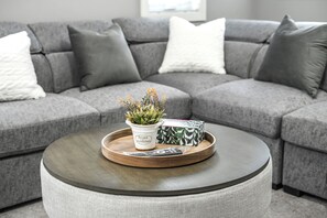 Smart-tv, eldstad och printers