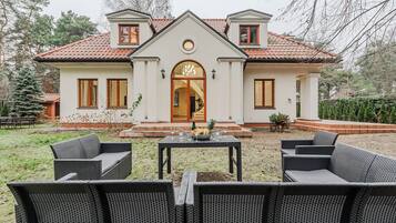 Villa, 5 habitaciones, para no fumadores, patio | Terraza o patio