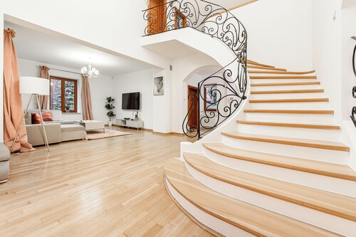 Lumina amazing house in Warsaw