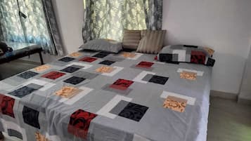 4 bedrooms, WiFi