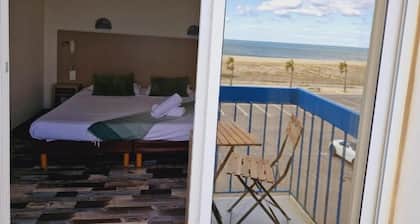 HĂŽtel de la plage BarcarĂšs