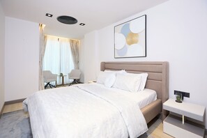 1 bedroom, iron/ironing board, WiFi, bed sheets - Luxury 1-bedroom apartment in Diamond in the City in Cantonments (Accra)