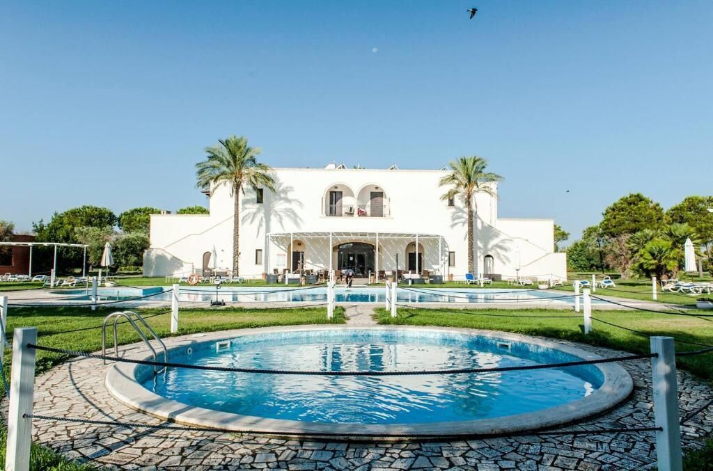 حمّام سباحة خارجي موسمي