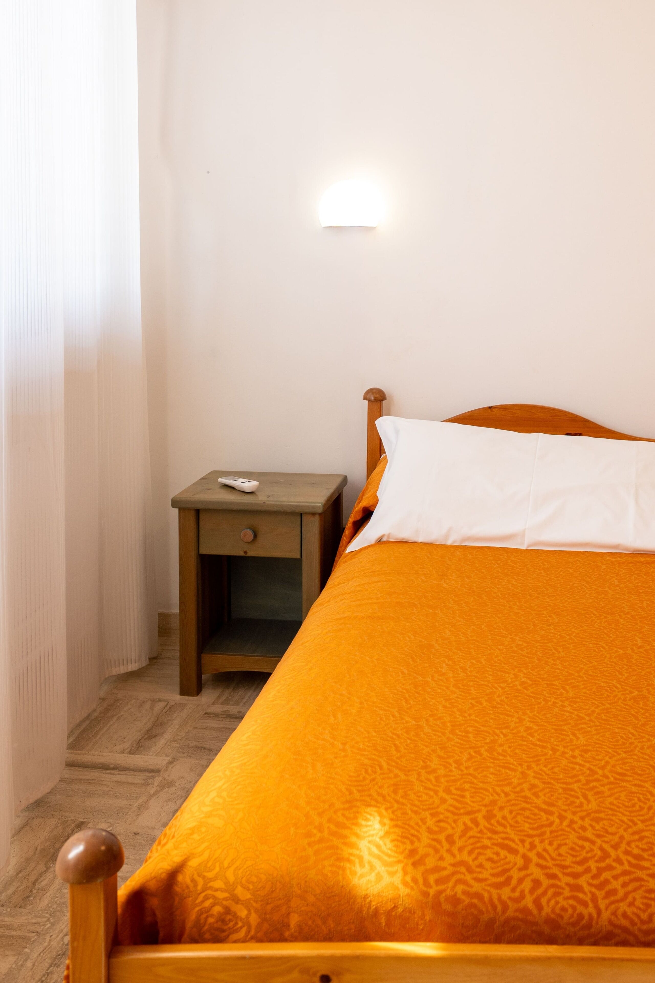 In-room safe, free WiFi, bed sheets