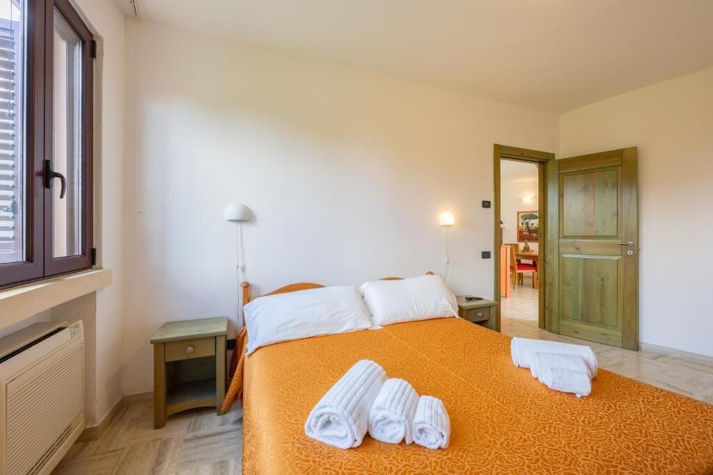 In-room safe, free WiFi, bed sheets