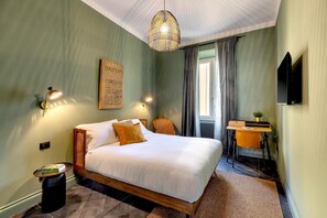 Căn hộ (3 Bedrooms) | 3 phòng ngủ, bàn ủi/dụng cụ ủi quần áo