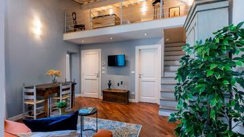 Appartamento, 2 camere da letto | Area soggiorno | Smart TV