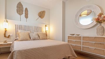 Apartment (2 Bedrooms) | 2 bedrooms, iron/ironing board, bed sheets