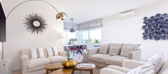 Genteel Home Los Flamencos Terrace