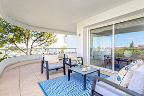 Apartment (3 Bedrooms) | Terrace/patio