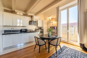 Apartment (2 Bedrooms) | Private kitchen