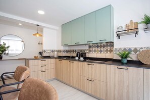 Fridge, microwave, oven, dishwasher