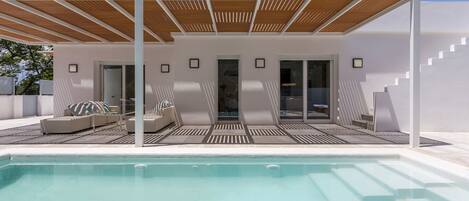 Piscine extérieure