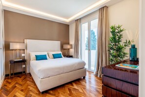 Luksushuvila, yksityinen uima-allas (4 Bedrooms) | 4 makuuhuonetta, yksilöllisesti sisustettu, silitysrauta/-lauta