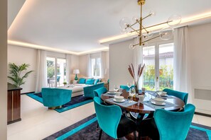 Villa de lujo, alberca privada (4 Bedrooms) | Área de sala de estar