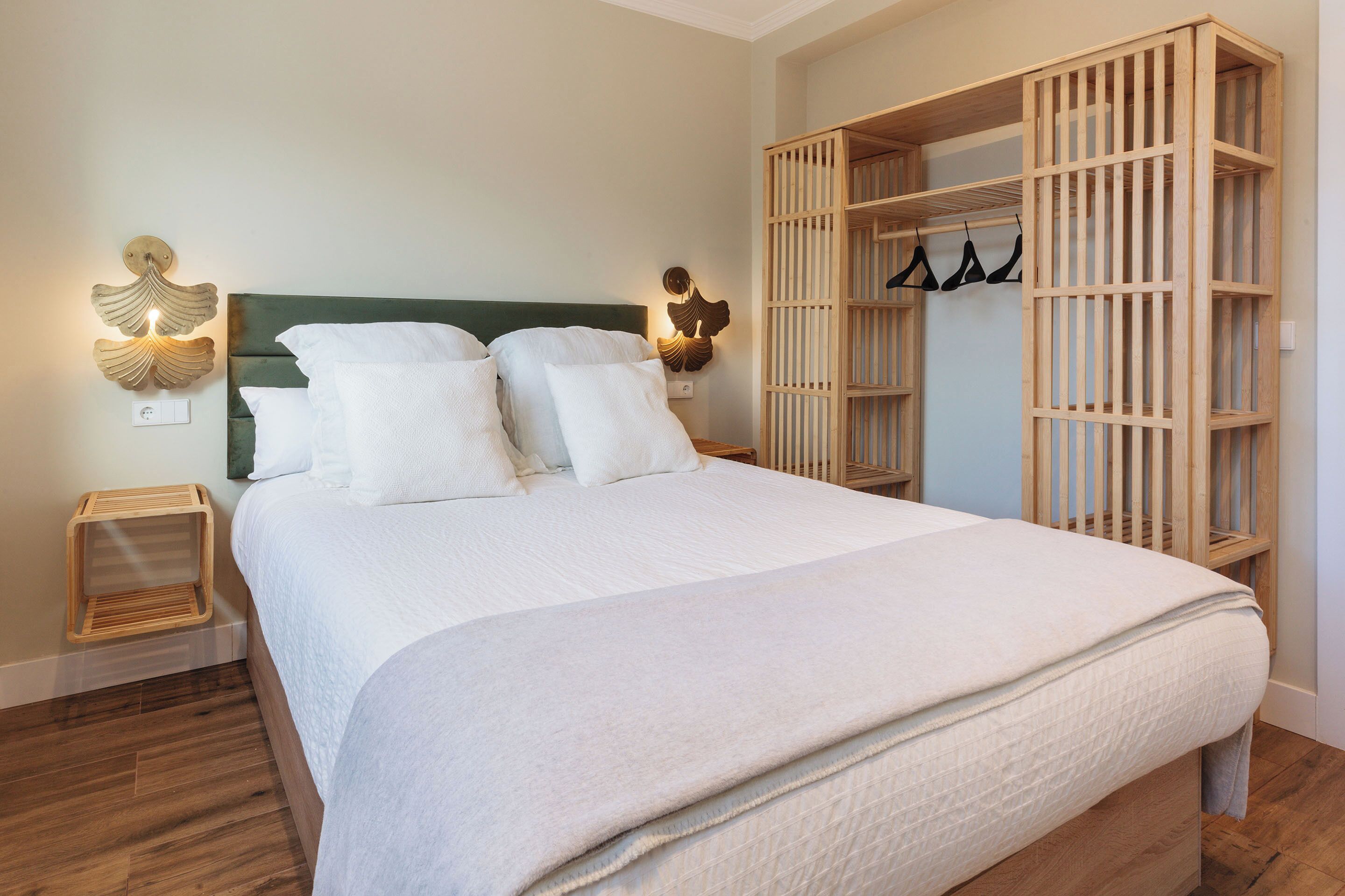 Apartment (2 Bedrooms) | 2 bedrooms, iron/ironing board, free cots/infant beds, free WiFi