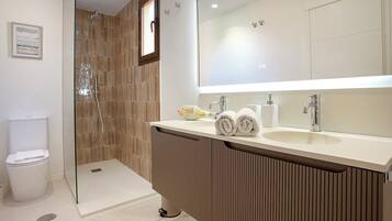 Appartement (3 Bedrooms) | Salle de bain