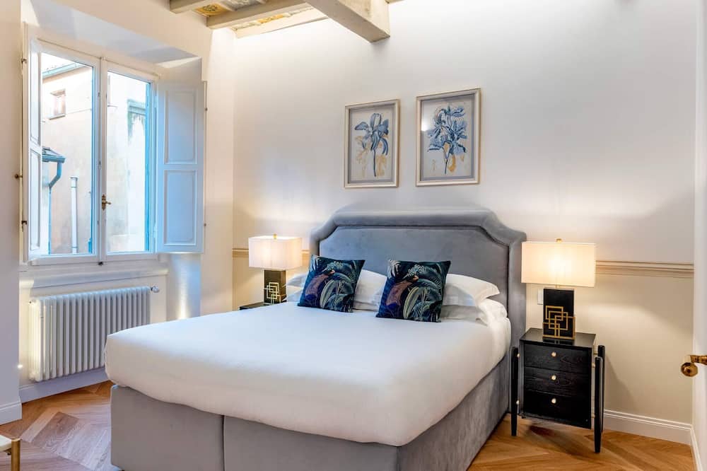Genteel Home Giraldi