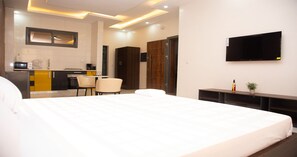 1 Schlafzimmer, Bügeleisen/Bügelbrett, Bettwäsche