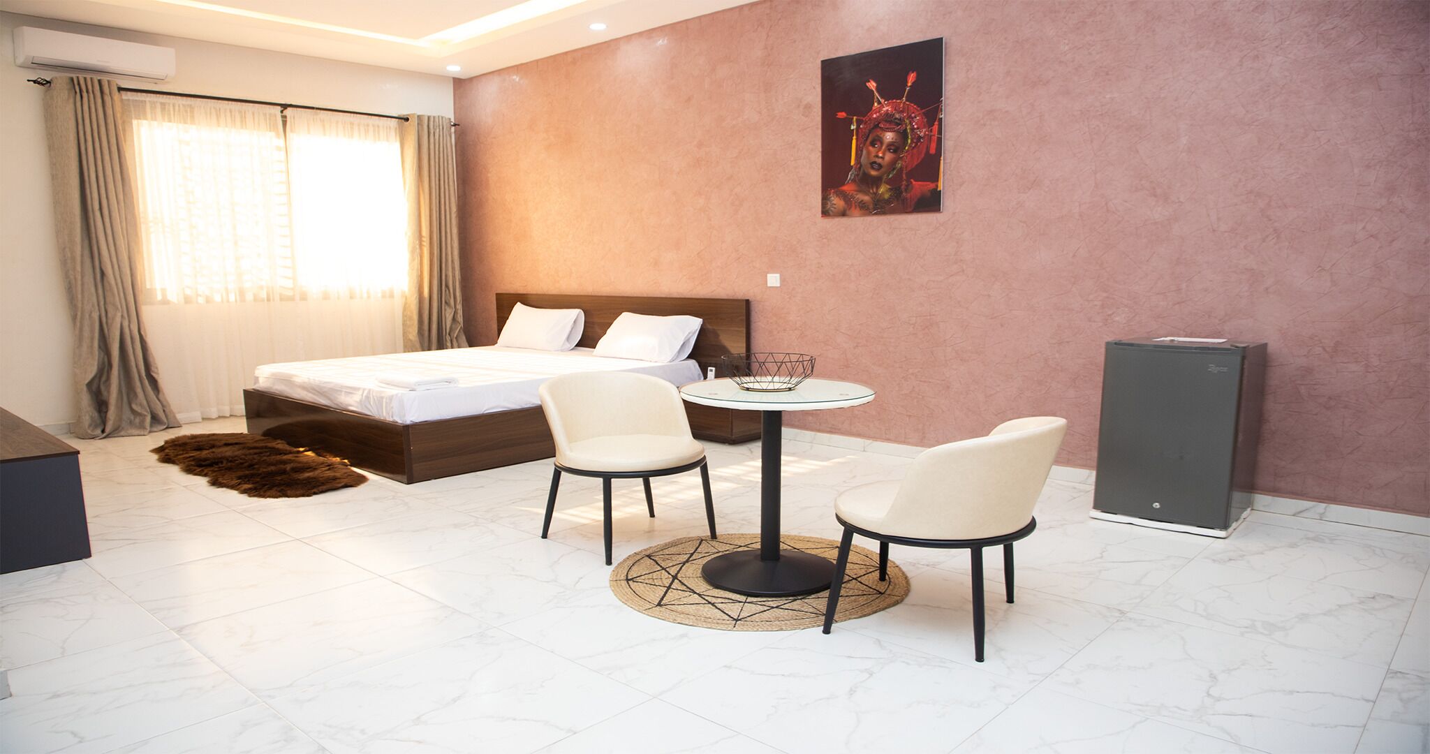 1 makuuhuone, silitysrauta/-lauta, vuodevaatteet