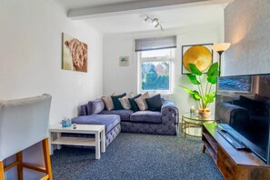 Lägenhet | Vardagsrum | Tv