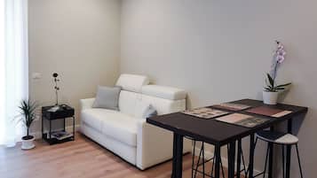 TV a schermo piatto 40 pollici con canali digitali