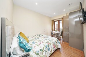 Apartment | 1 bedroom, free WiFi, bed sheets