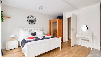 ๋๋ญ์ค ์ํํธ | ๋ฌด๋ฃ WiFi