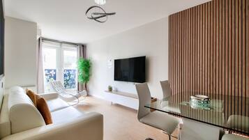 ๋๋ญ์ค ์ํํธ | ๊ฑฐ์ค ๊ณต๊ฐ | ํ๋ฉด TV