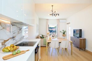 Apartment (1 Bedroom) | In-room dining - Hedera Estate, Hedera A37 (Dubrovnik)