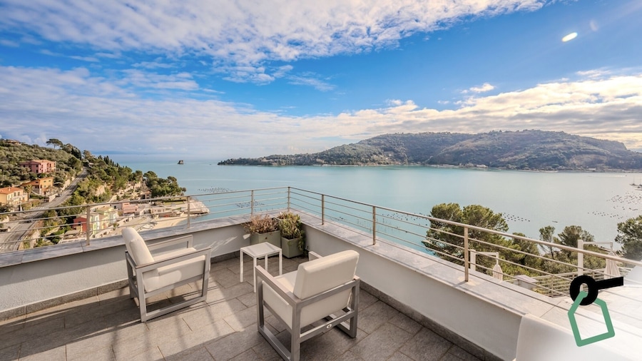 Hotiday Room Collection - Porto Venere