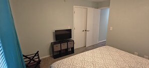 3 quartos, ferros/tábuas de passar roupa, Wi-Fi, roupa de cama
