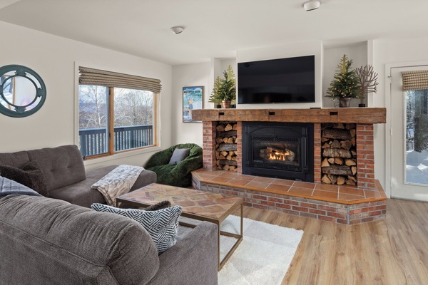 Smart TV, fireplace, video games