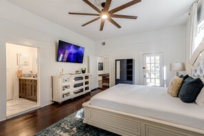 5 habitaciones, tabla de planchar con plancha y wifi gratis 