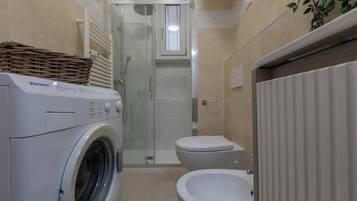 Apartment, Balcony | Bathroom