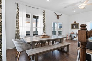 تناول الطعام