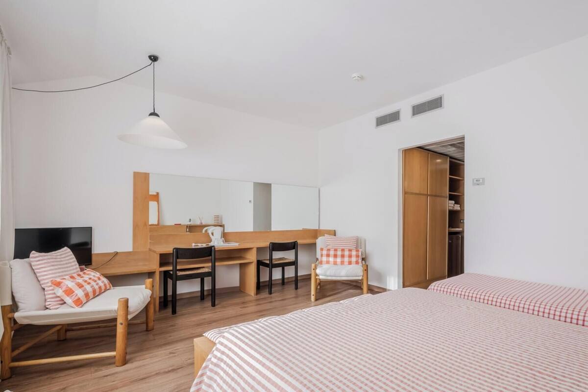 Minibar, in-room safe, desk, cots/infant beds